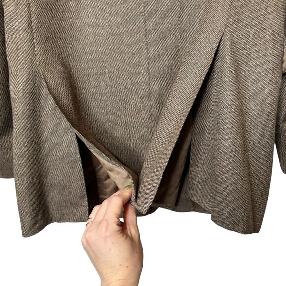 Canali Men's Wool Silk Blend Tweed Brown Blazer Made in Italy size 44L - Picture 3 of 10